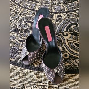 Betsey Johnson by Vero Curio Shoes